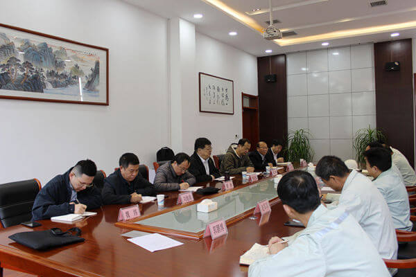 集團公司黨委書記、董事長楊百鎖到華浩軒公司調(diào)研指導工作