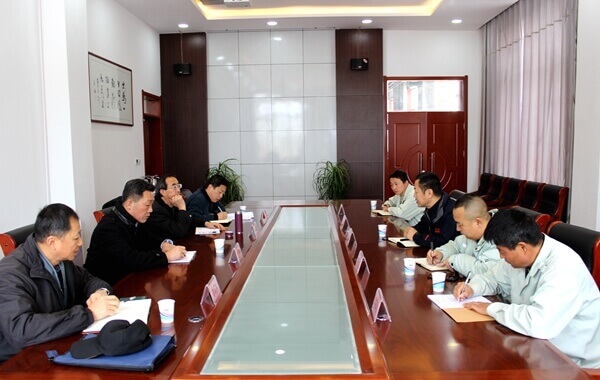集團(tuán)公司總法律顧問(wèn)劉才華一行到華浩軒公司檢查工作