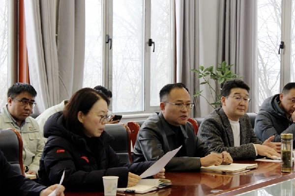 咸陽市委常委、副市長李慧超一行到華浩軒公司調(diào)研